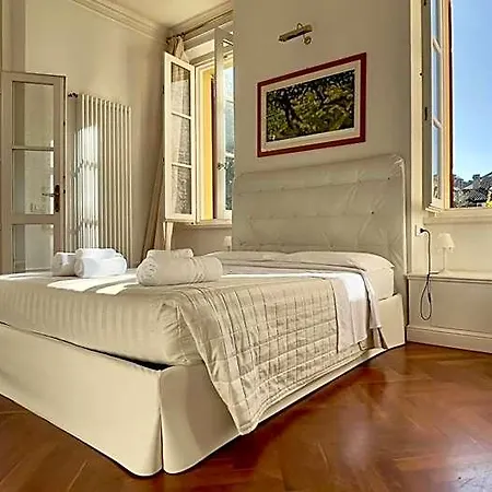 Chez Papa 4* Ραβένα